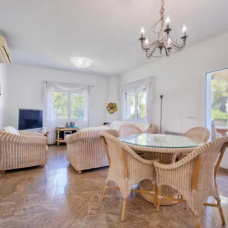 Eucaliptus By Interhome *