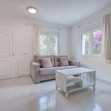 Villa Eucaliptus By Interhome Balcón del Mar