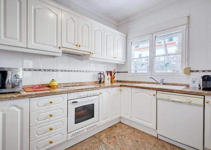 Eucaliptus By Interhome