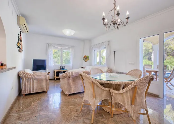 Eucaliptus By Interhome *